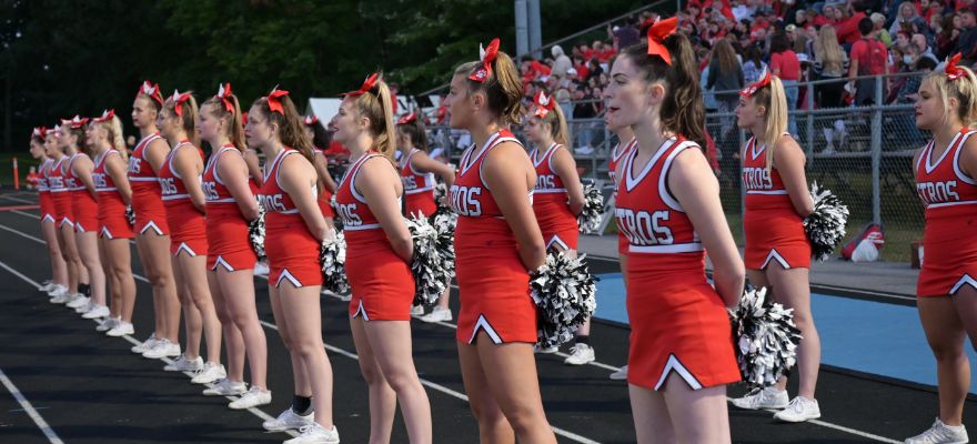 Pinkerton Astros cheerleading team